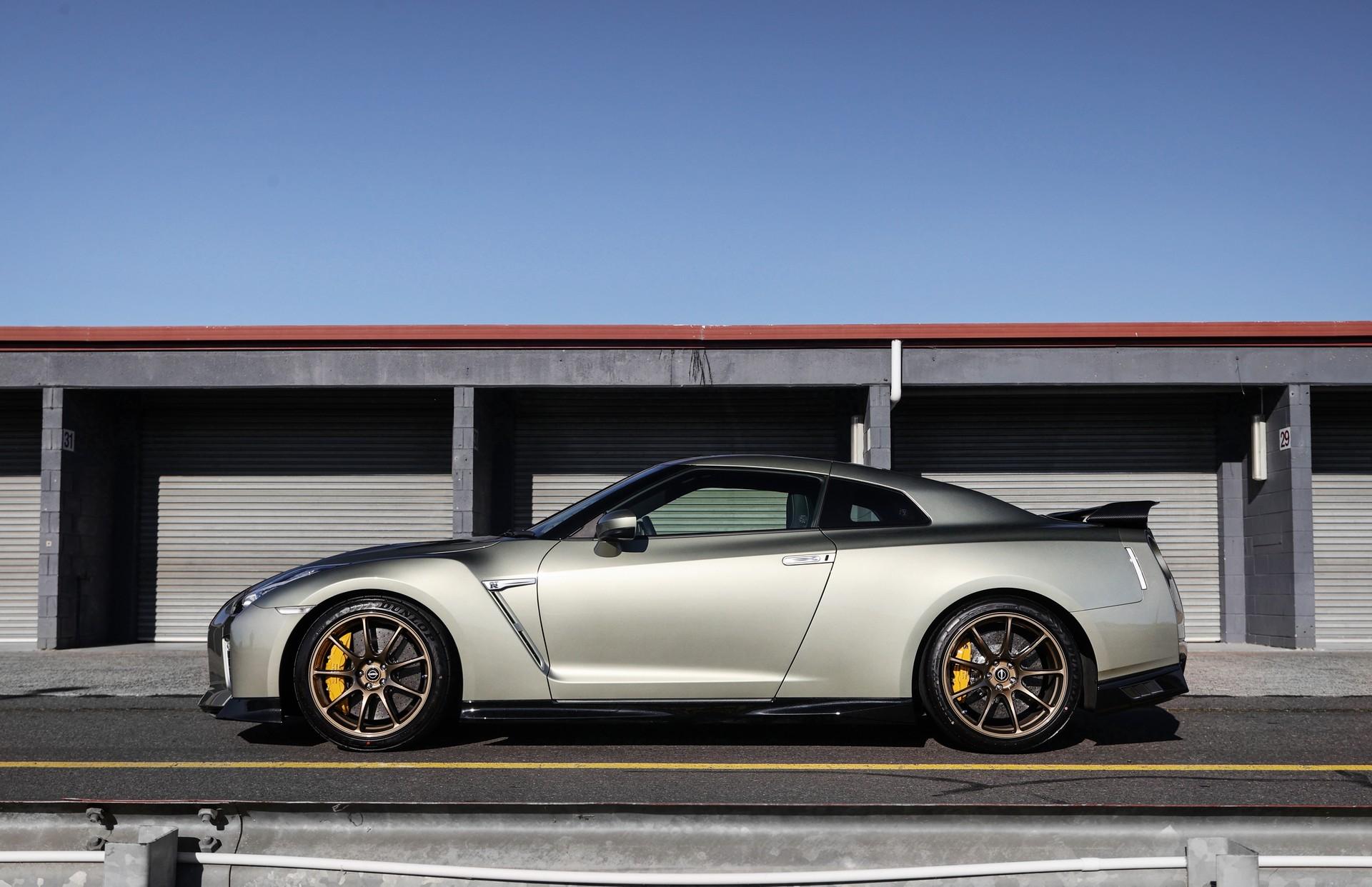Nissan R36 GT-R, Page 4